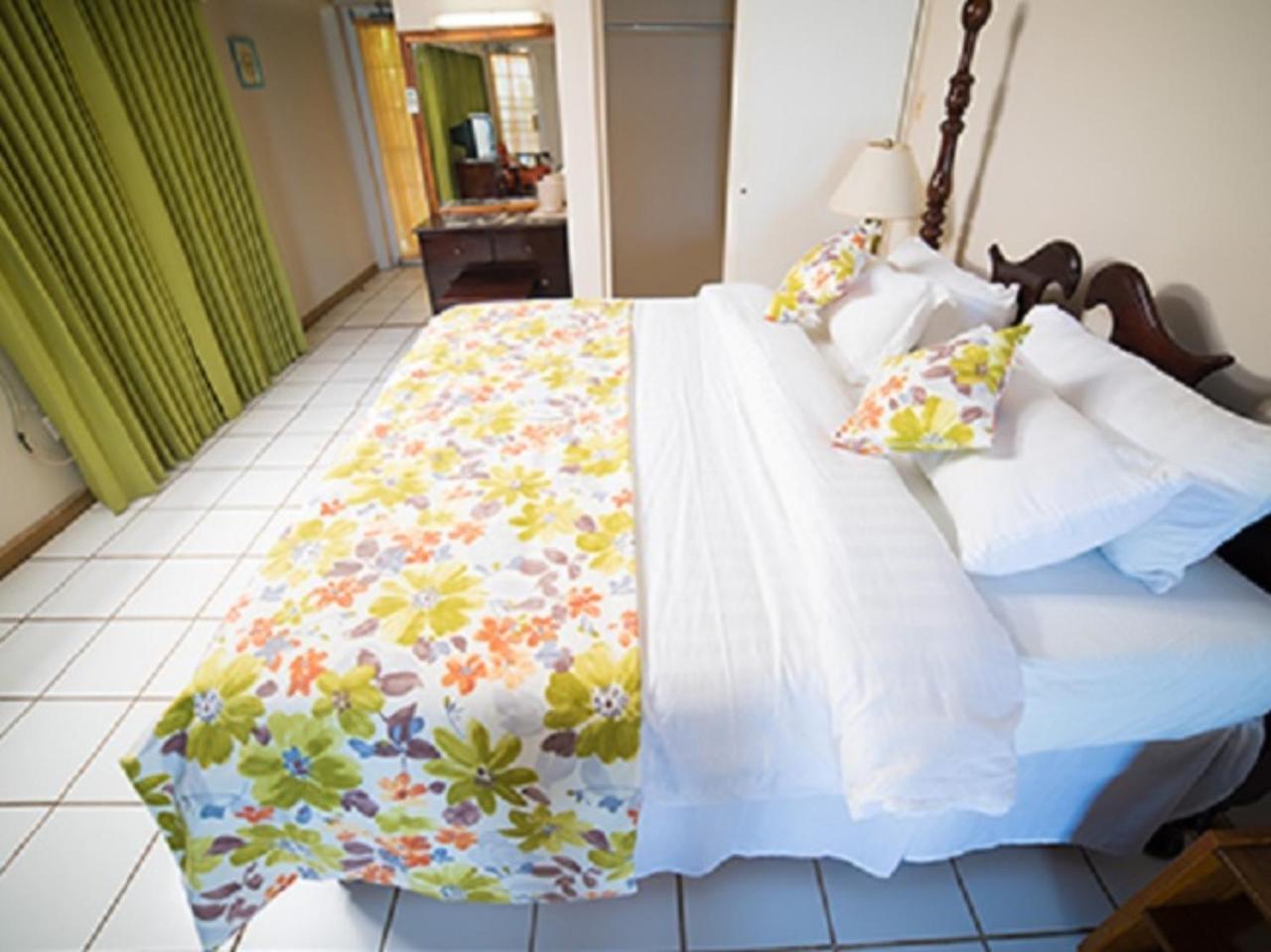 Treasure Beach Hotel Kültér fotó